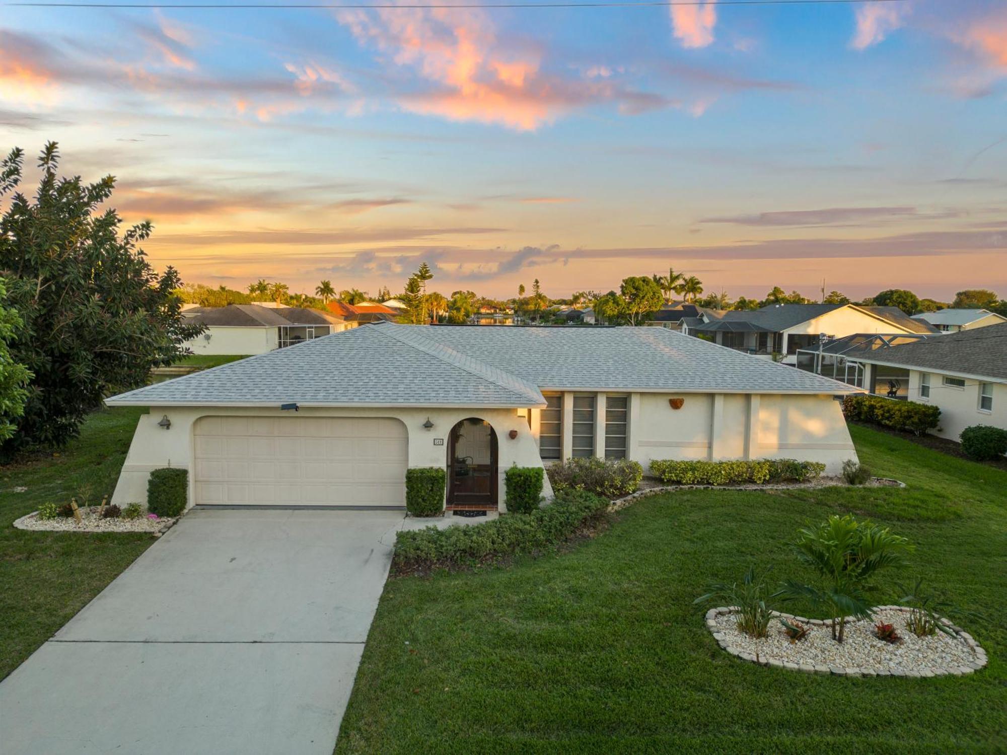 Serenity Waterfront Villa With King Suite, Private Pool, Great Lanai Enclosure And Long Water Views Cape Coral Zewnętrze zdjęcie